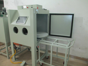 環(huán)保型噴砂機(jī)有三大系統(tǒng)特性